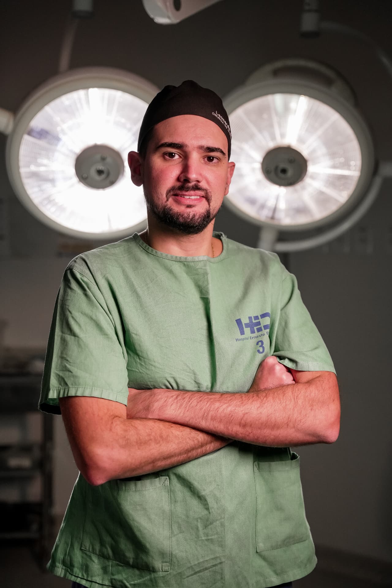 Dr. Leonardo de Moura no bloco cirúrgico